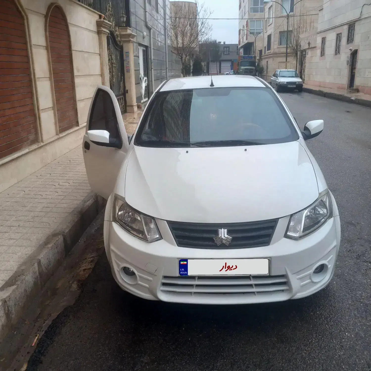 ساینا مدل ۹۸|خودرو سواری و وانت|بوئین زهرا, |دیوار