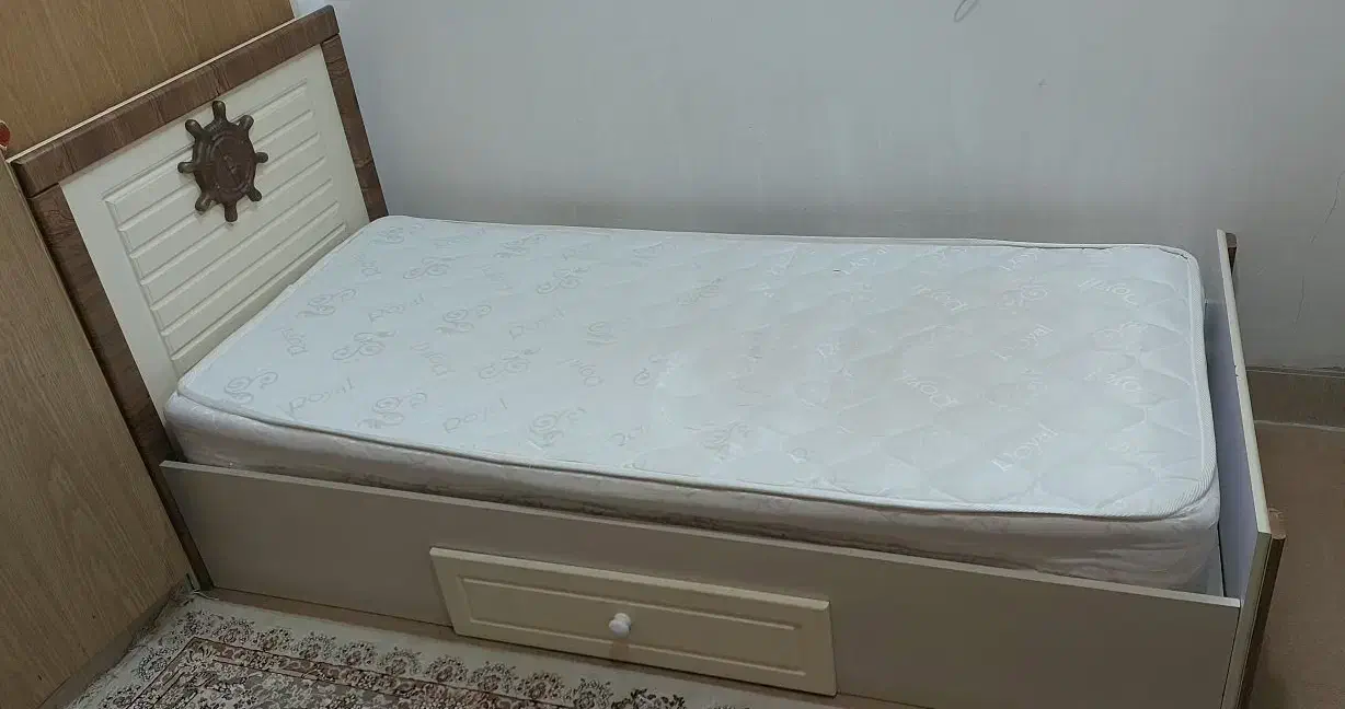 تخت و تشک|تخت و سرویس خواب|محلات, |دیوار