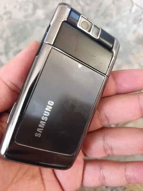 گوشی کلکسیونی|کلکسیون اشیاء عتیقه|بندر ماهشهر, |دیوار