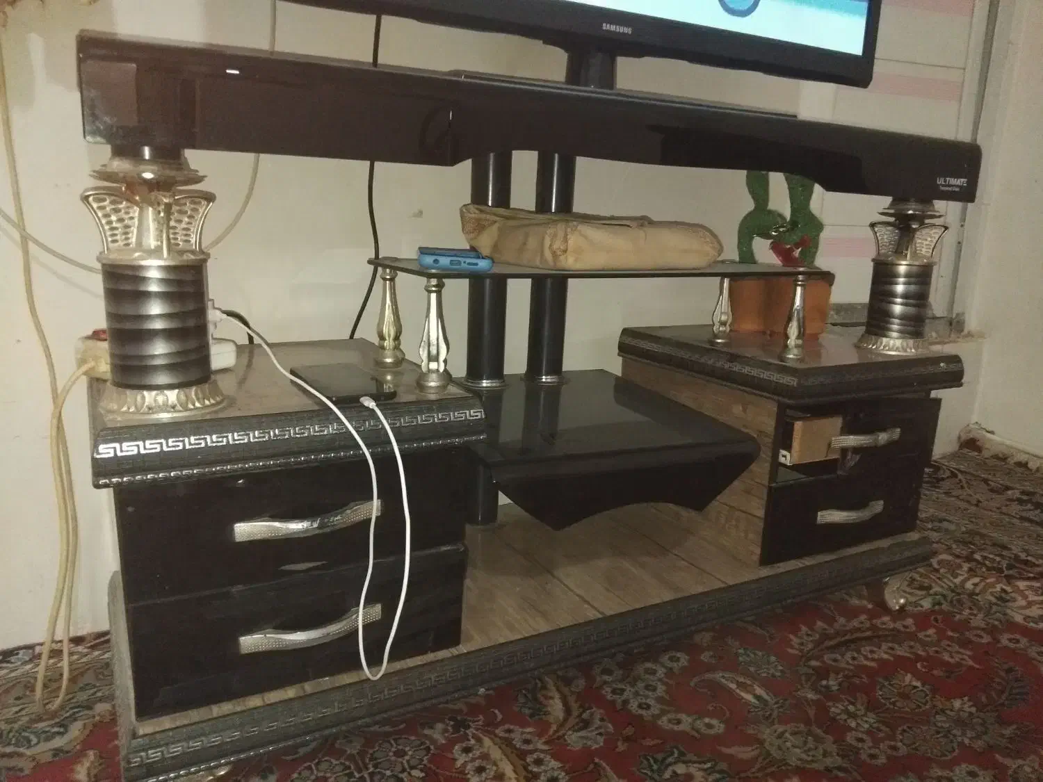 سالم|میز تلویزیون|مشهد, موعود|دیوار