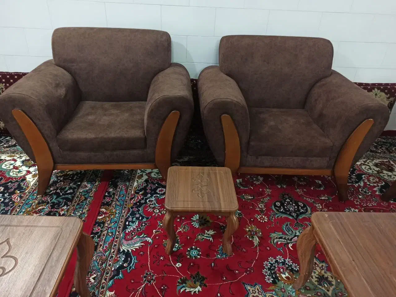 مبل ۷ نفره راحتی|مبلمان خانگی و میز عسلی|قم, باغ شریفی|دیوار