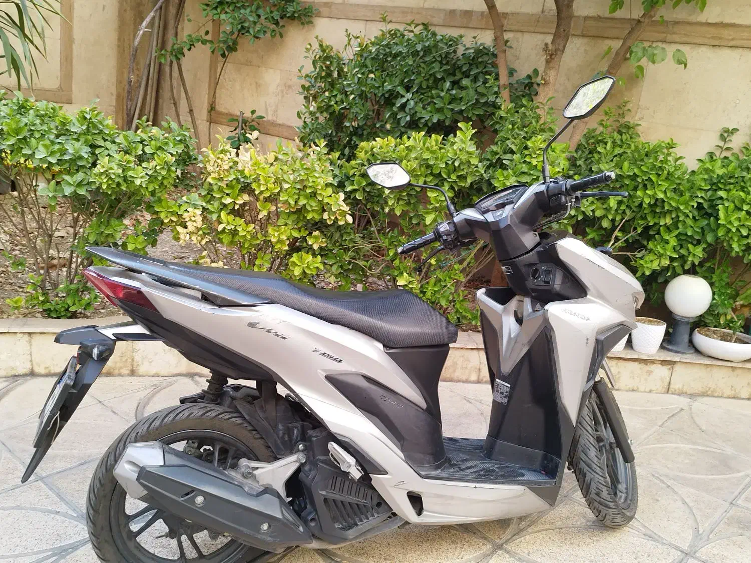 موتور هوندا کلیک|موتورسیکلت|تهران, علم و صنعت|دیوار