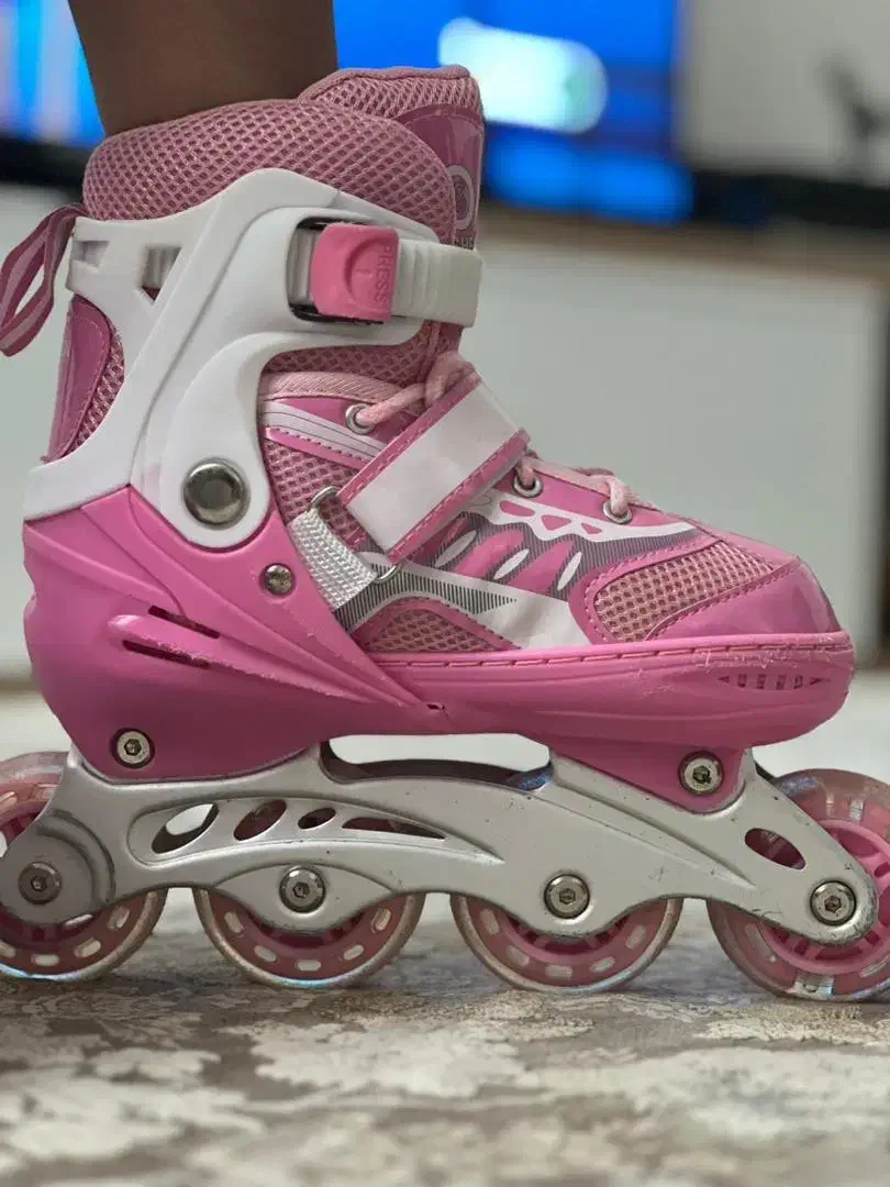 کفش اسکیت با تمام وسایل|دوچرخه، اسکیت، اسکوتر|بندرعباس, |دیوار