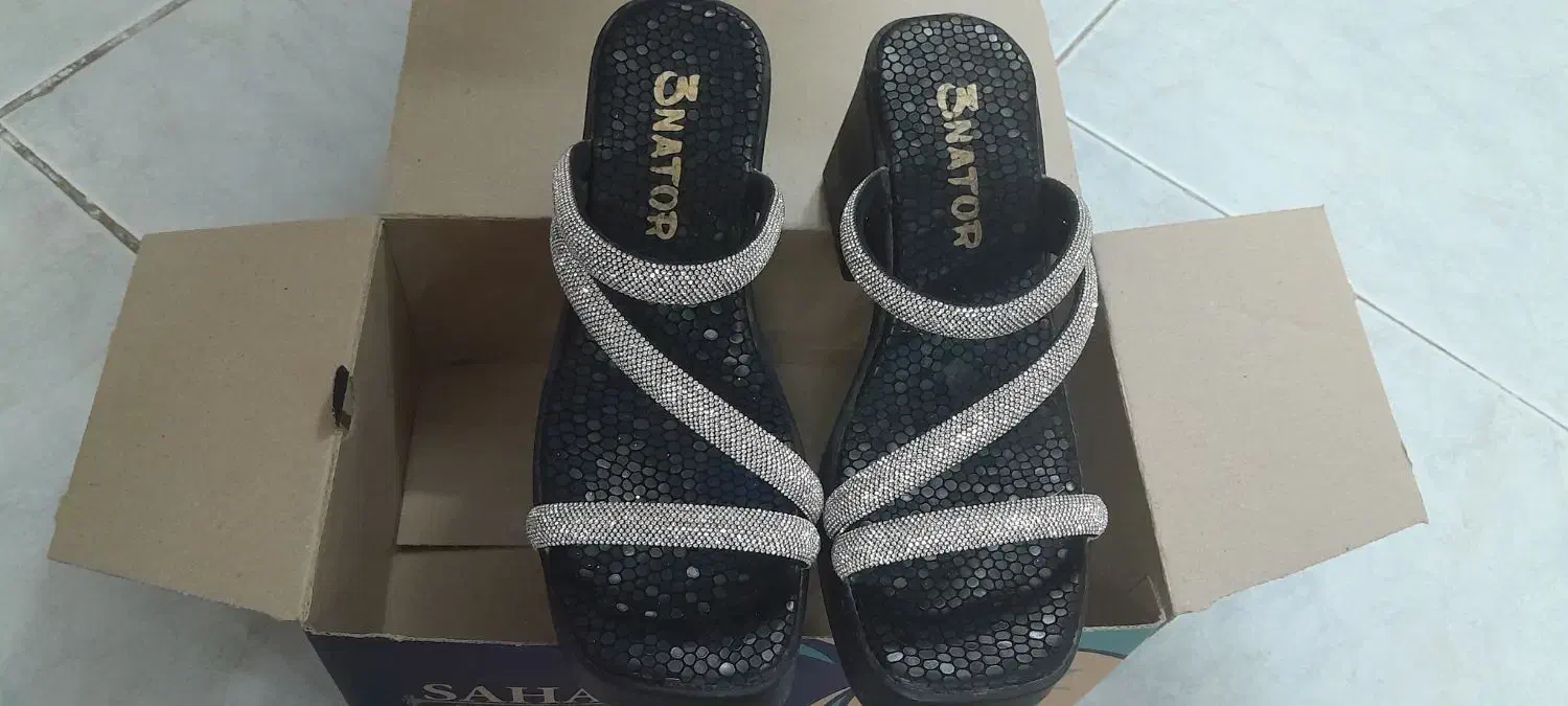 صندل مجلسی|کیف، کفش، کمربند|کرج, برغان|دیوار