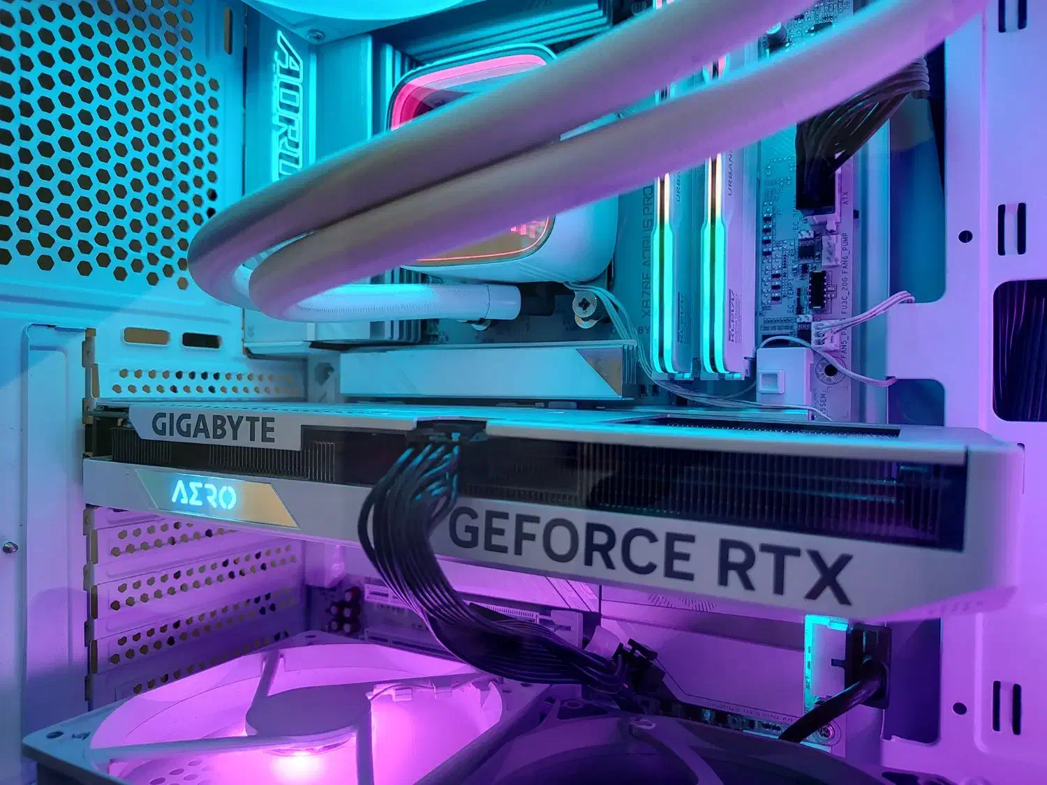 کارت گرافیک 8G  4060 Aero gigabyte|قطعات و لوازم جانبی رایانه|کرج, اصفهانی‌ها|دیوار