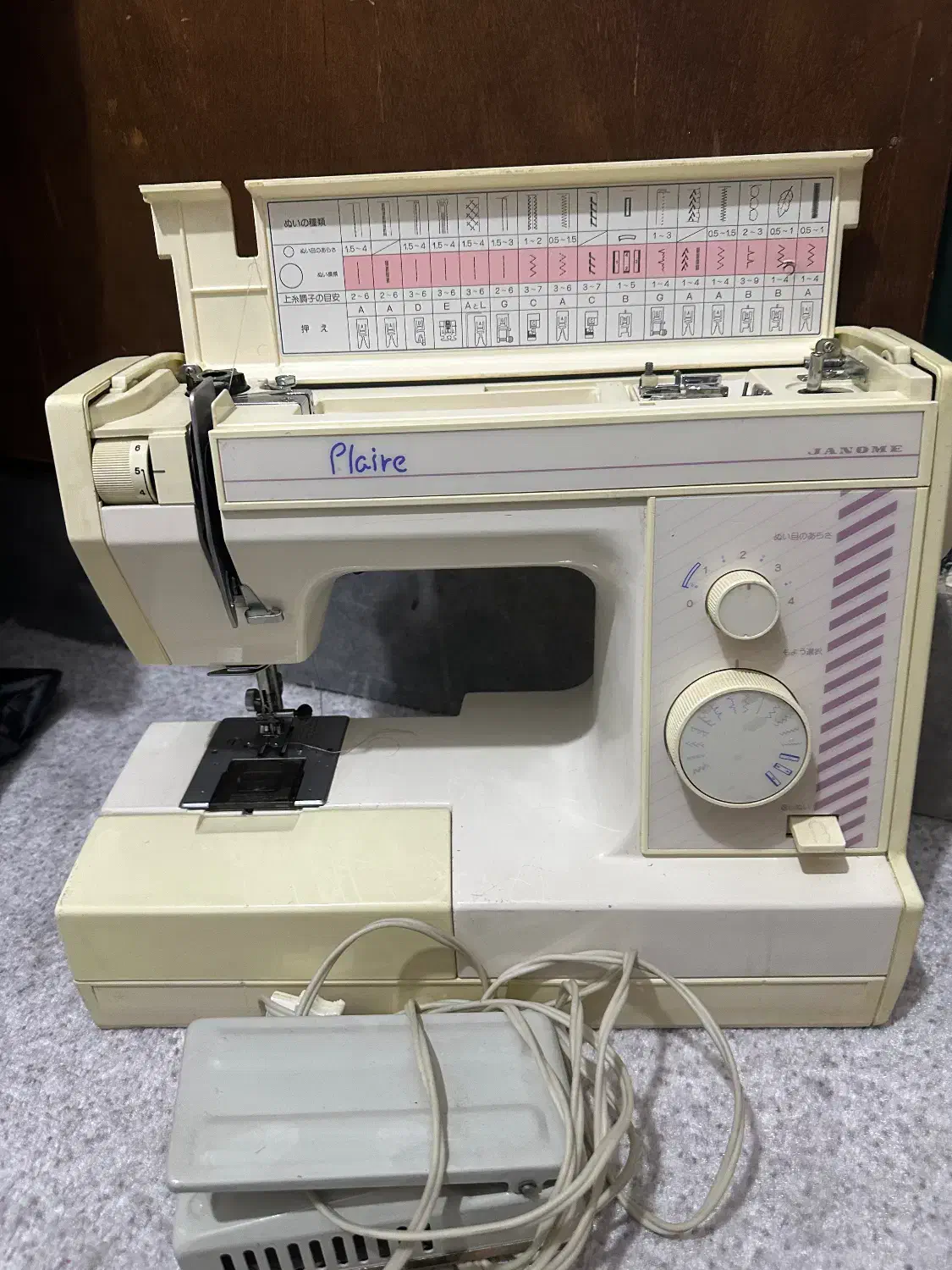 چرخ خیاطی ژانومه مدل ۶۳۶ اصل ژاپن|چرخ خیاطی و ریسندگی|تهران, مشیریه|دیوار