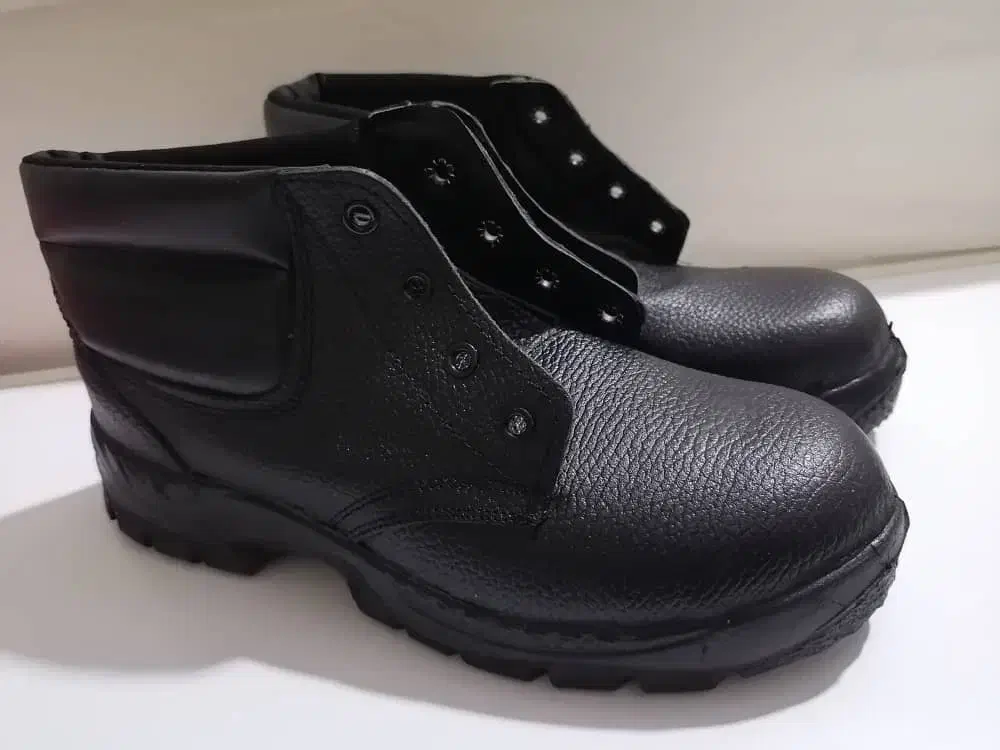 کفش ایمنی|کیف، کفش، کمربند|محمدشهر, سیدآباد|دیوار