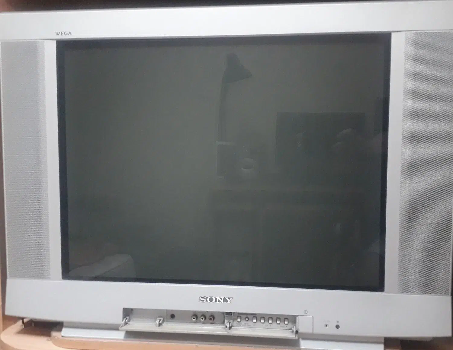 تلویزیون سونی ۲۹ اینچ مدل وگا|تلویزیون و پروژکتور|کرج, گوهردشت|دیوار