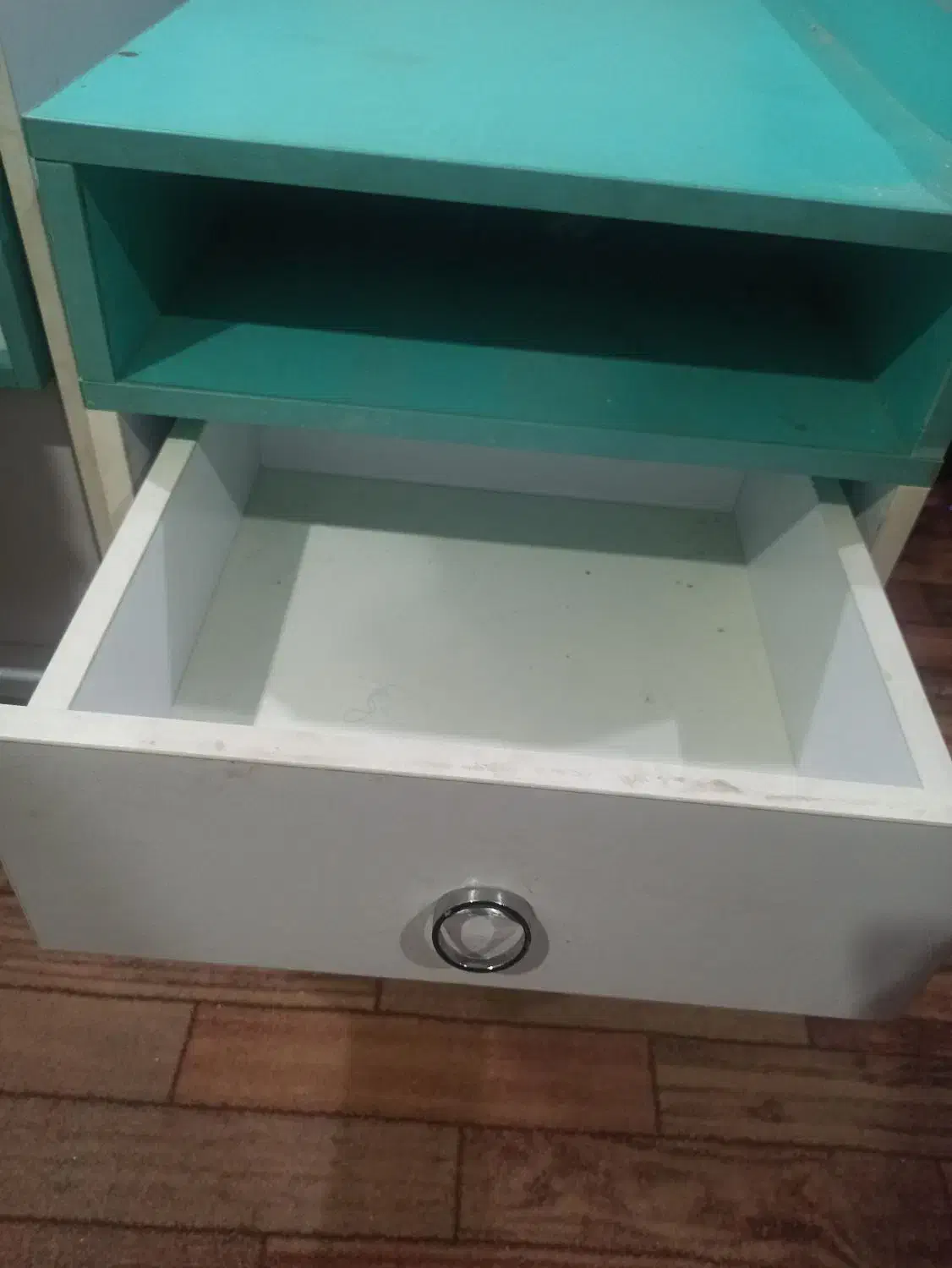 تخت بچه|تخت و صندلی بچه|یزد, |دیوار