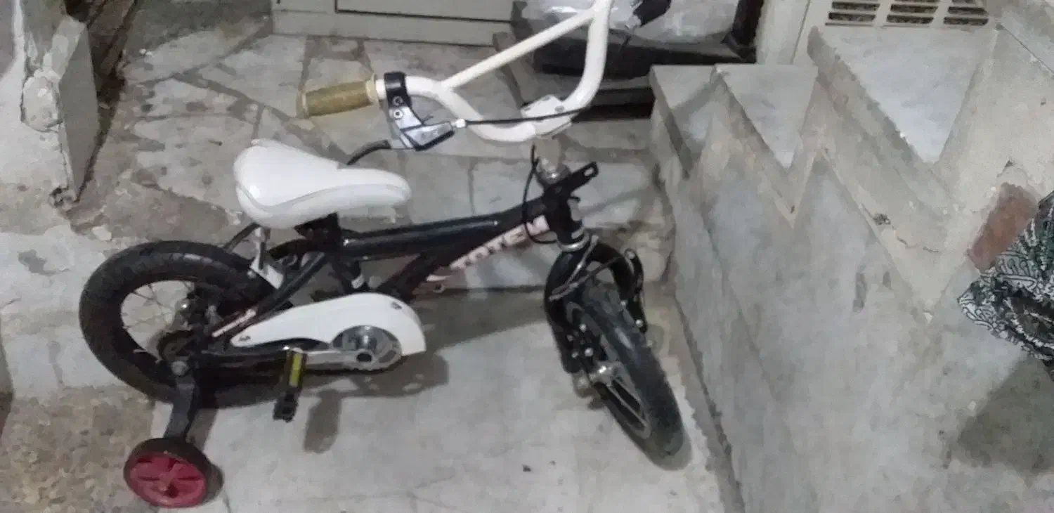 دوچرخه سایز۱۲|اسباب‌‌بازی|نسیم‌شهر, |دیوار