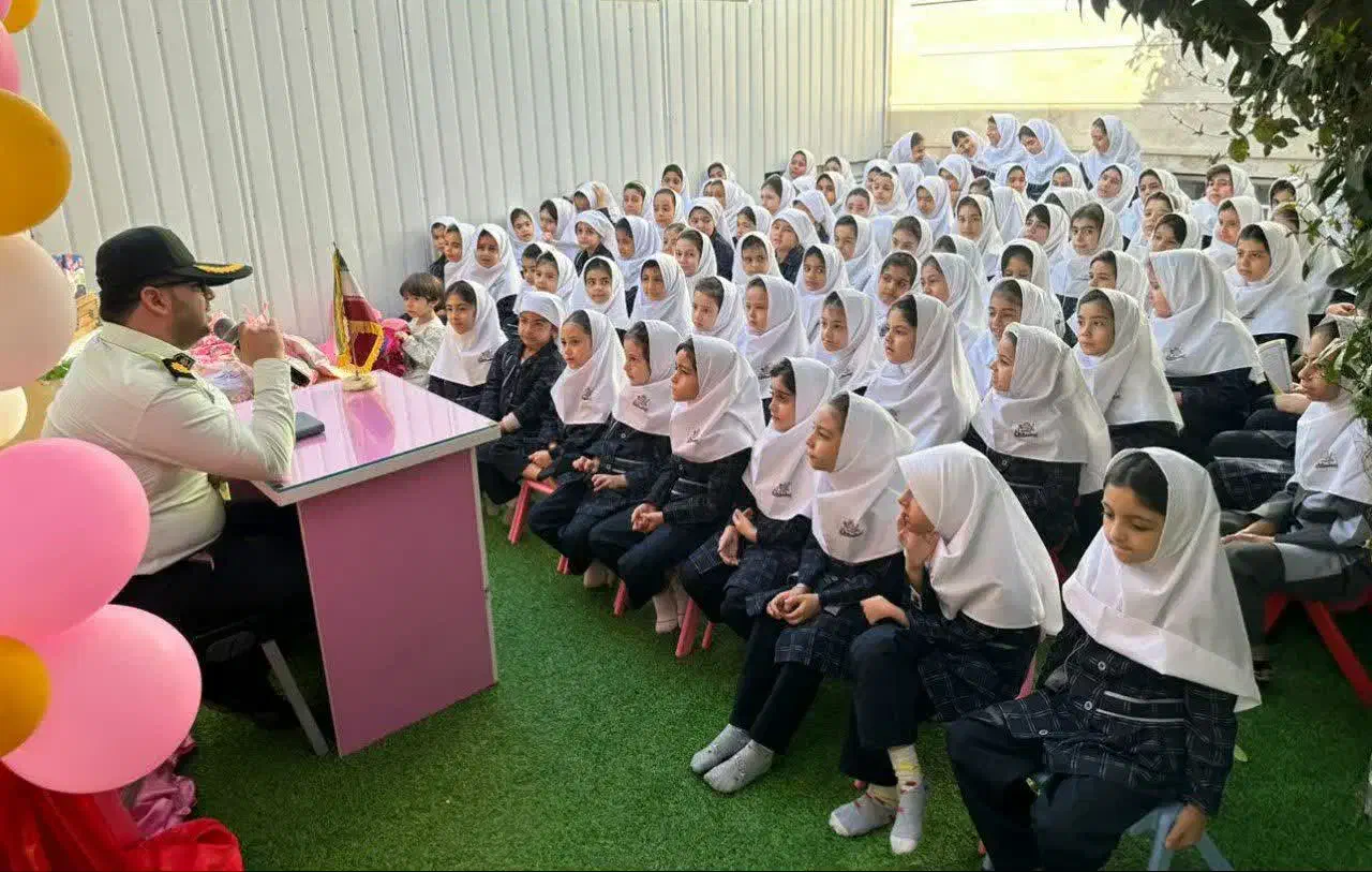 نیروی خدماتی (نظافت)|استخدام سرایداری و نظافت|قم, تولید دارو و یخچال|دیوار