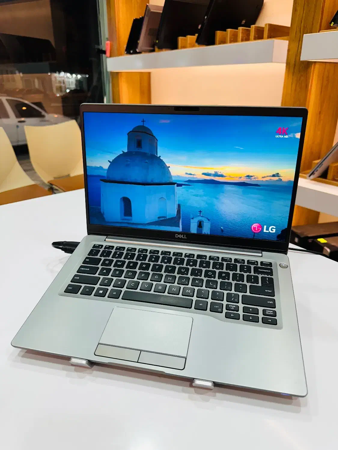 لپتاپ Dell Latitude7400 پردازنده i5 نسل 8 حافظه512|رایانه همراه|بوشهر, |دیوار