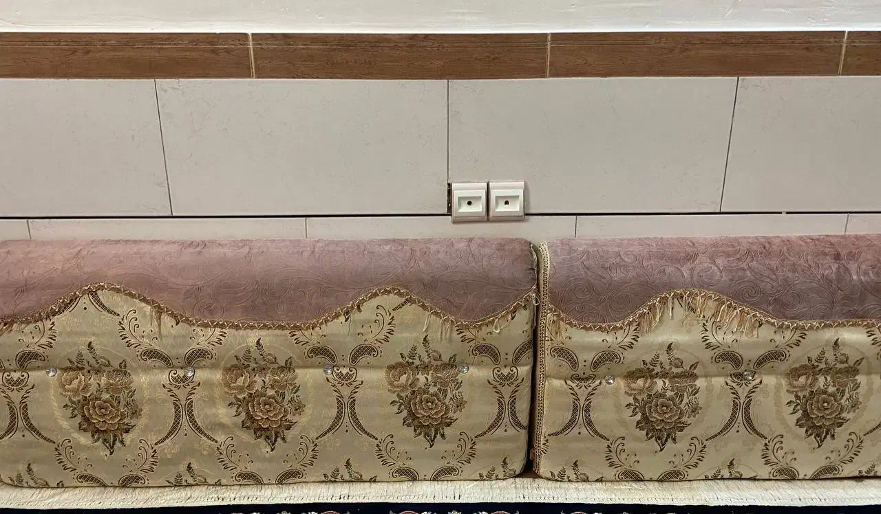 پشتی|پشتی|شاهرود, |دیوار