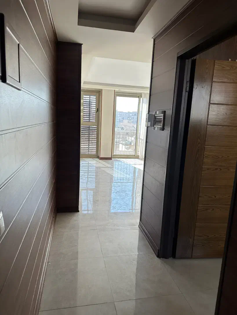 اپارتمان ۱۰۰ متری طبقه چهارم|اجارهٔ آپارتمان|اصفهان, خواجه عمید|دیوار