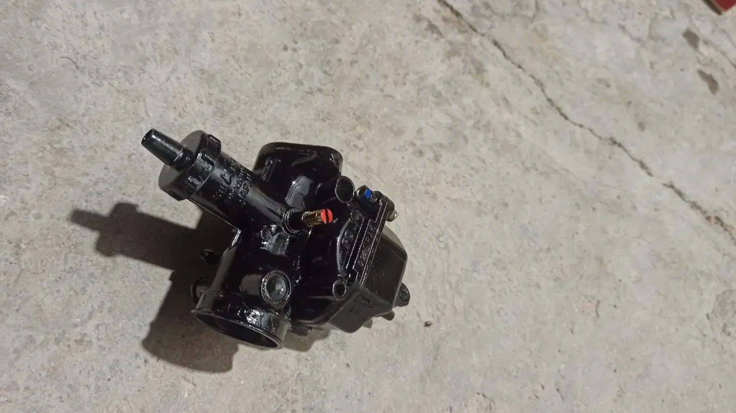 دو عدد کاربرات تقویت شده|قطعات یدکی و لوازم جانبی|کنار تخته و کمار, |دیوار