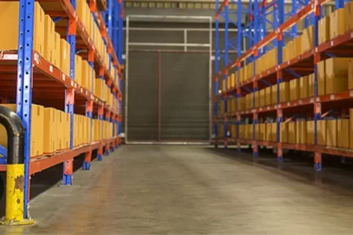 استخدام انباردار و سرایدار با محل اسکان|استخدام صنعتی، فنی، مهندسی|کرمان, |دیوار