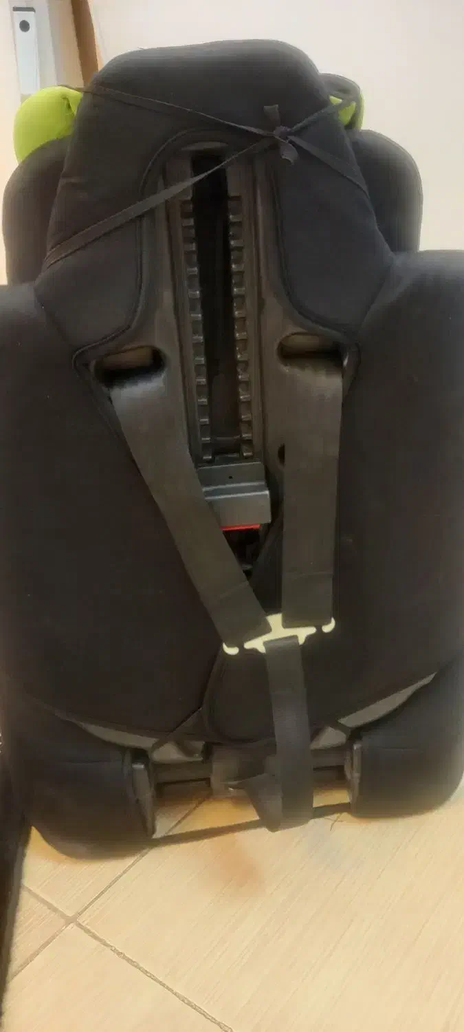 صندلی ماشین کودک|تخت و صندلی بچه|مشهد, اقبال|دیوار