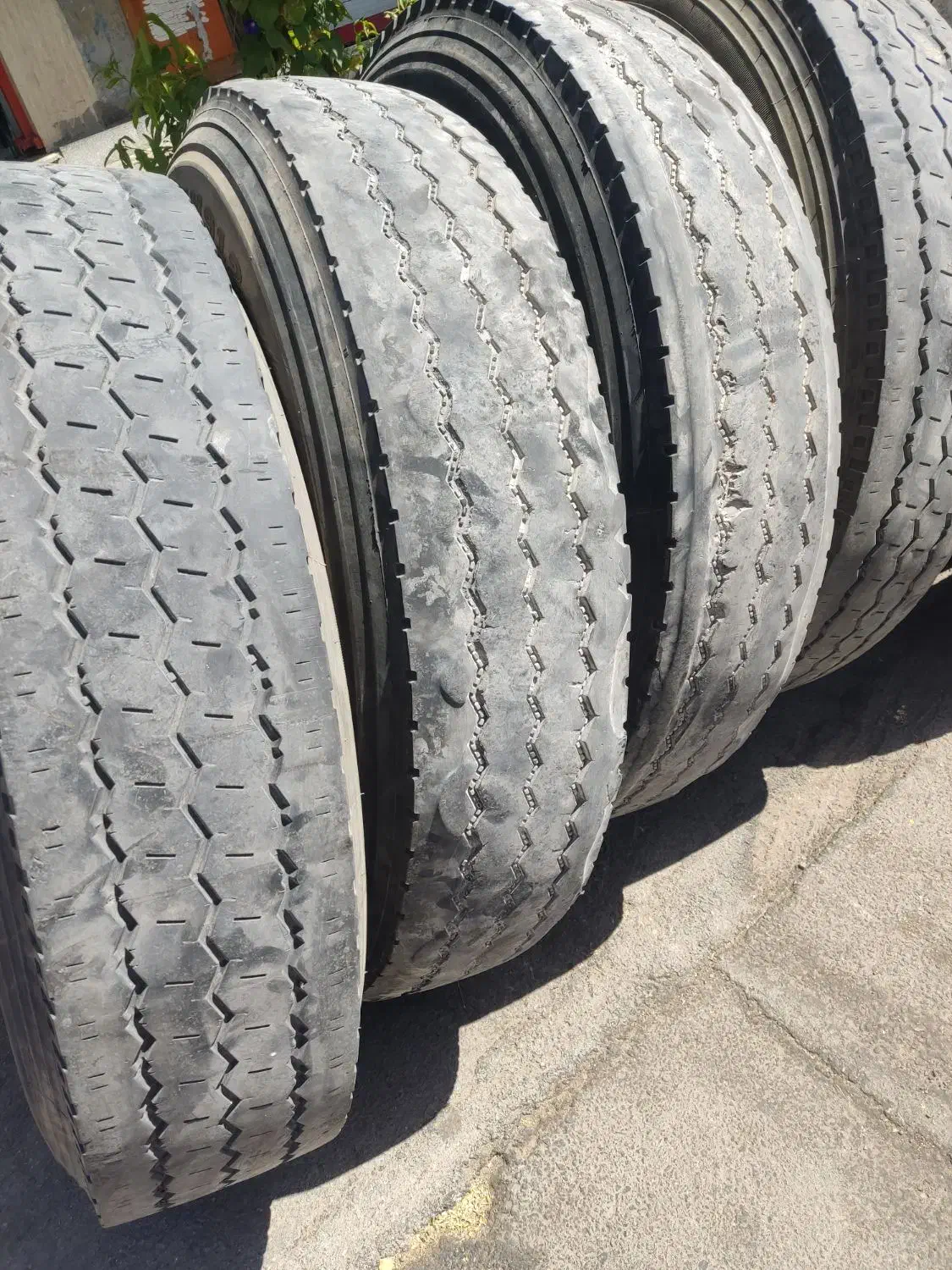 لاستیک سیمی 24|قطعات یدکی و لوازم جانبی|مبارکه, |دیوار