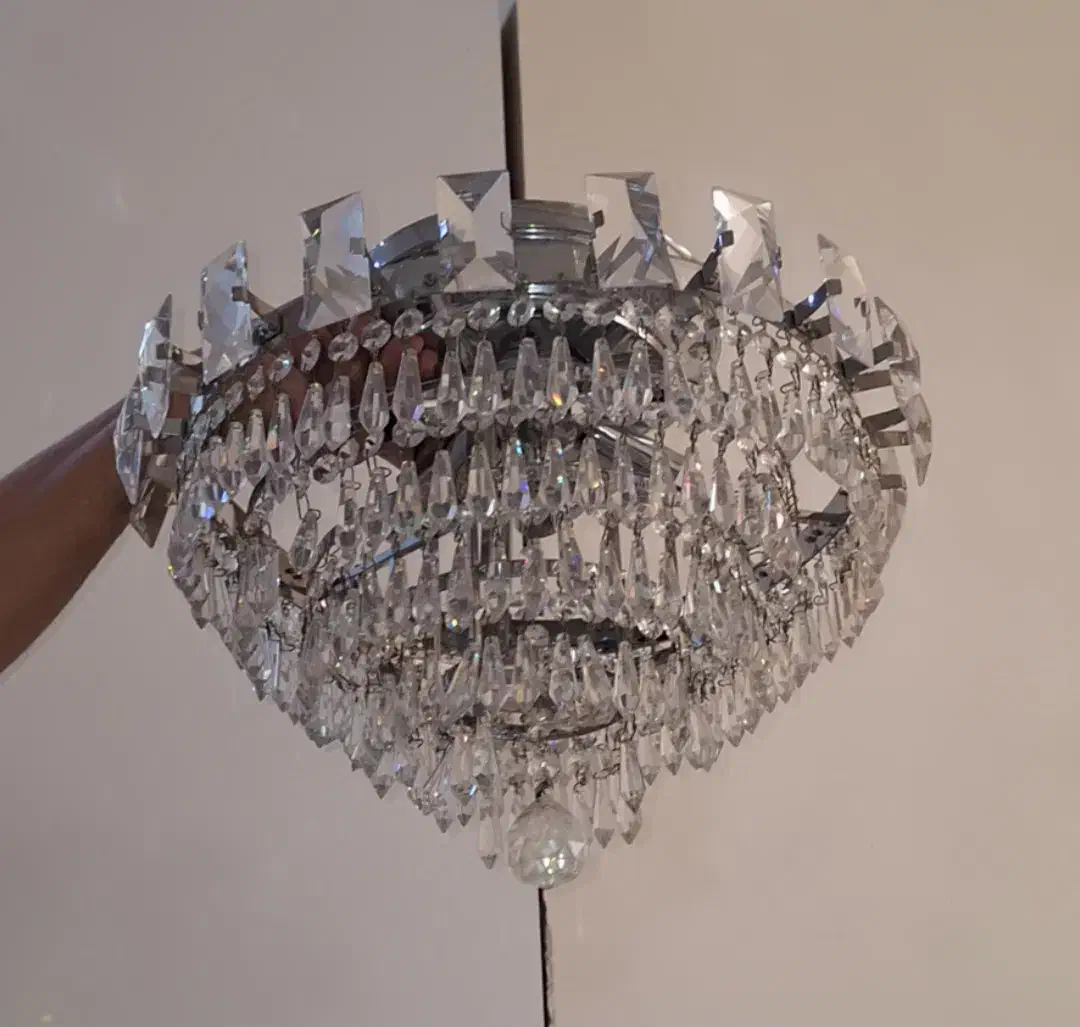 ۴عددلوستر همراه با ۴ عدد دیوارکوب|لوستر و چراغ آویز|قوچان, |دیوار