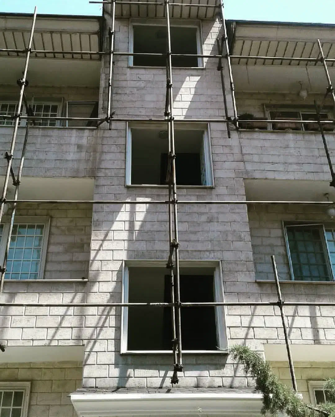 داربست فلزی زاگرس (امینی)|خدمات پیشه و مهارت|بروجرد, |دیوار