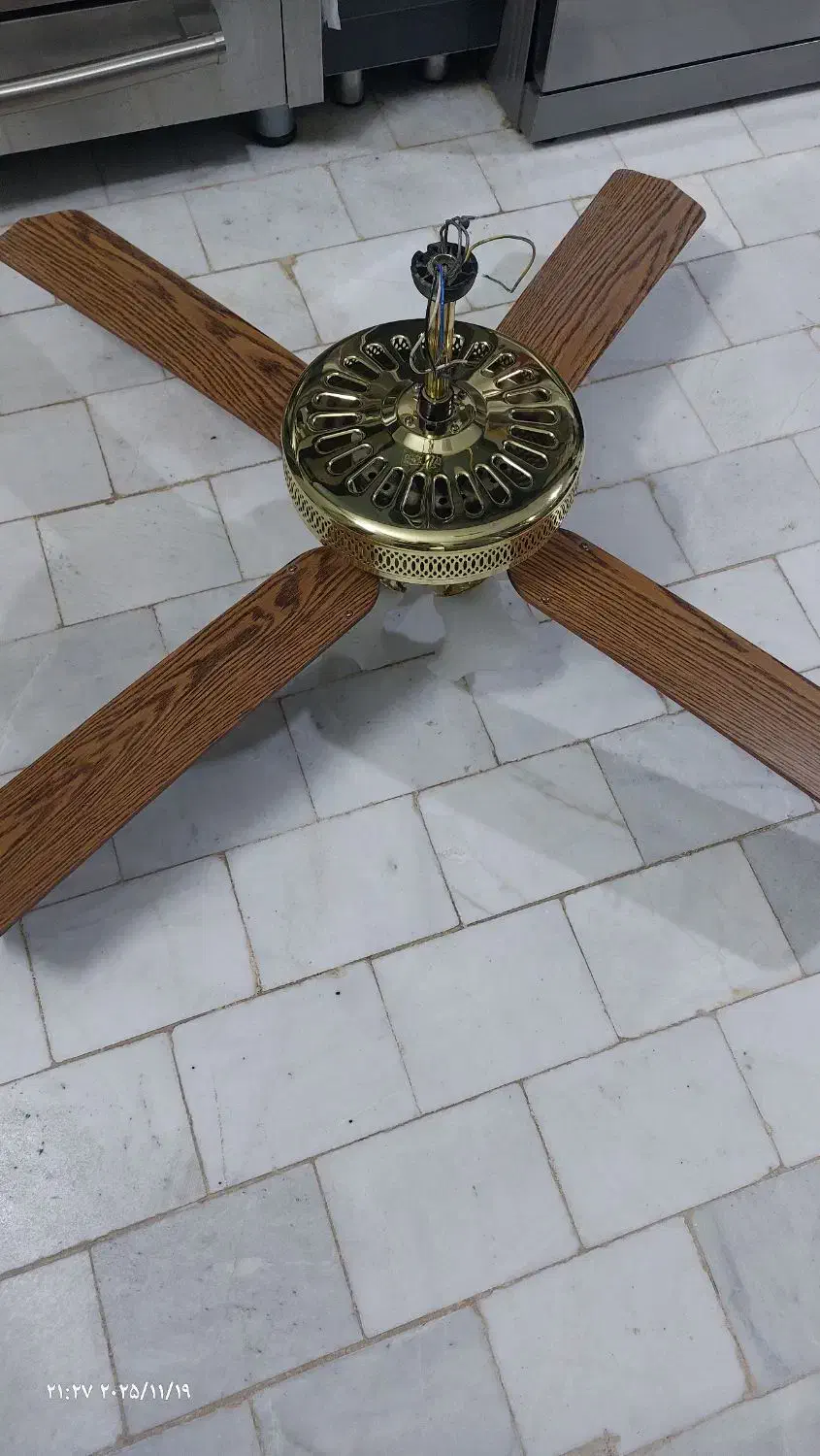 پنکه سقفی چوبی حصیری|لوستر و چراغ آویز|یزد, |دیوار