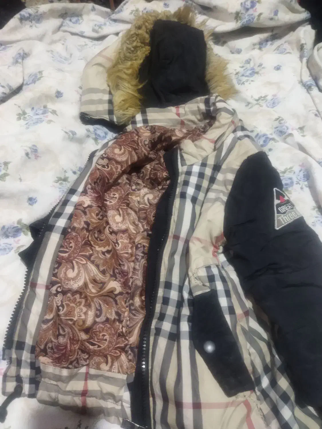 کاپشن پسرانه و دخترانه بسیار گرم و قیمت مناسب|کفش و لباس بچه|زاهدان, |دیوار