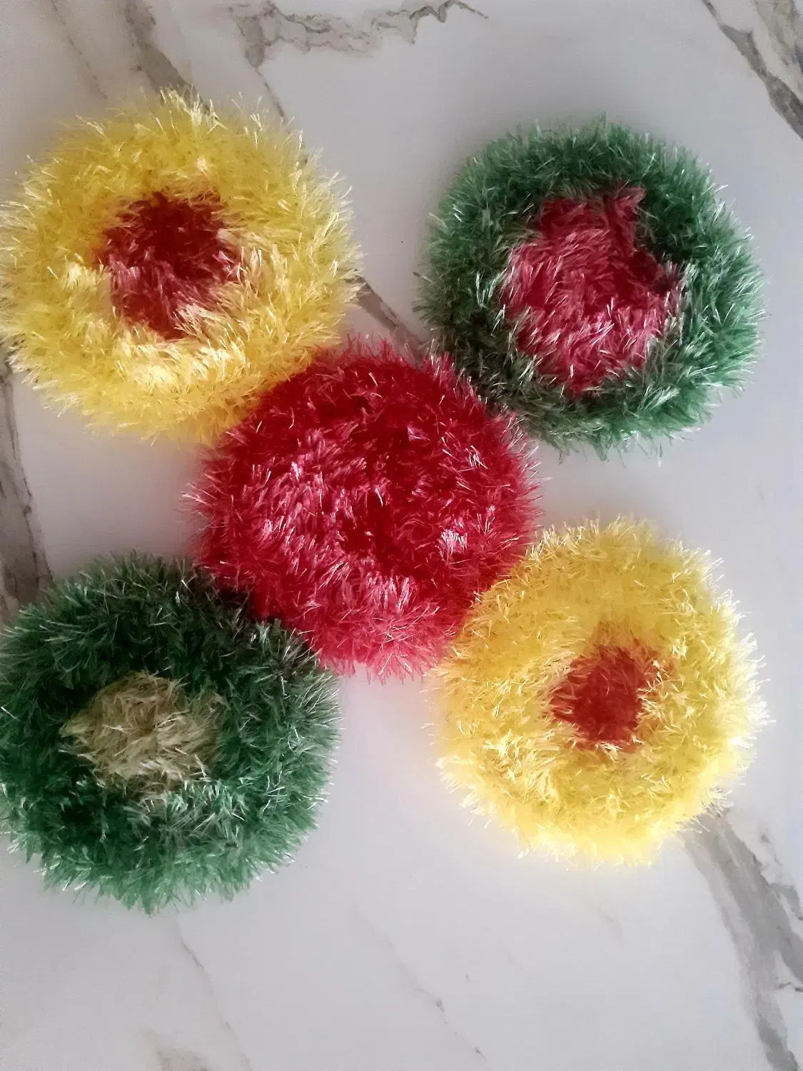 اسکاج یوموش وسوزنی بافتنی|لوازم نظافت|محمدیه-قزوین, |دیوار