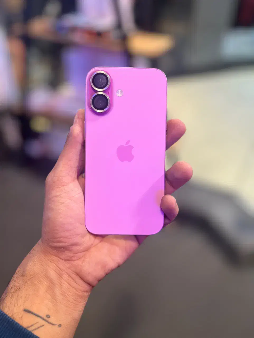 آیفون ۱۶ صورتی ۱۲۸ iphone 16|موبایل|تهران, ونک|دیوار