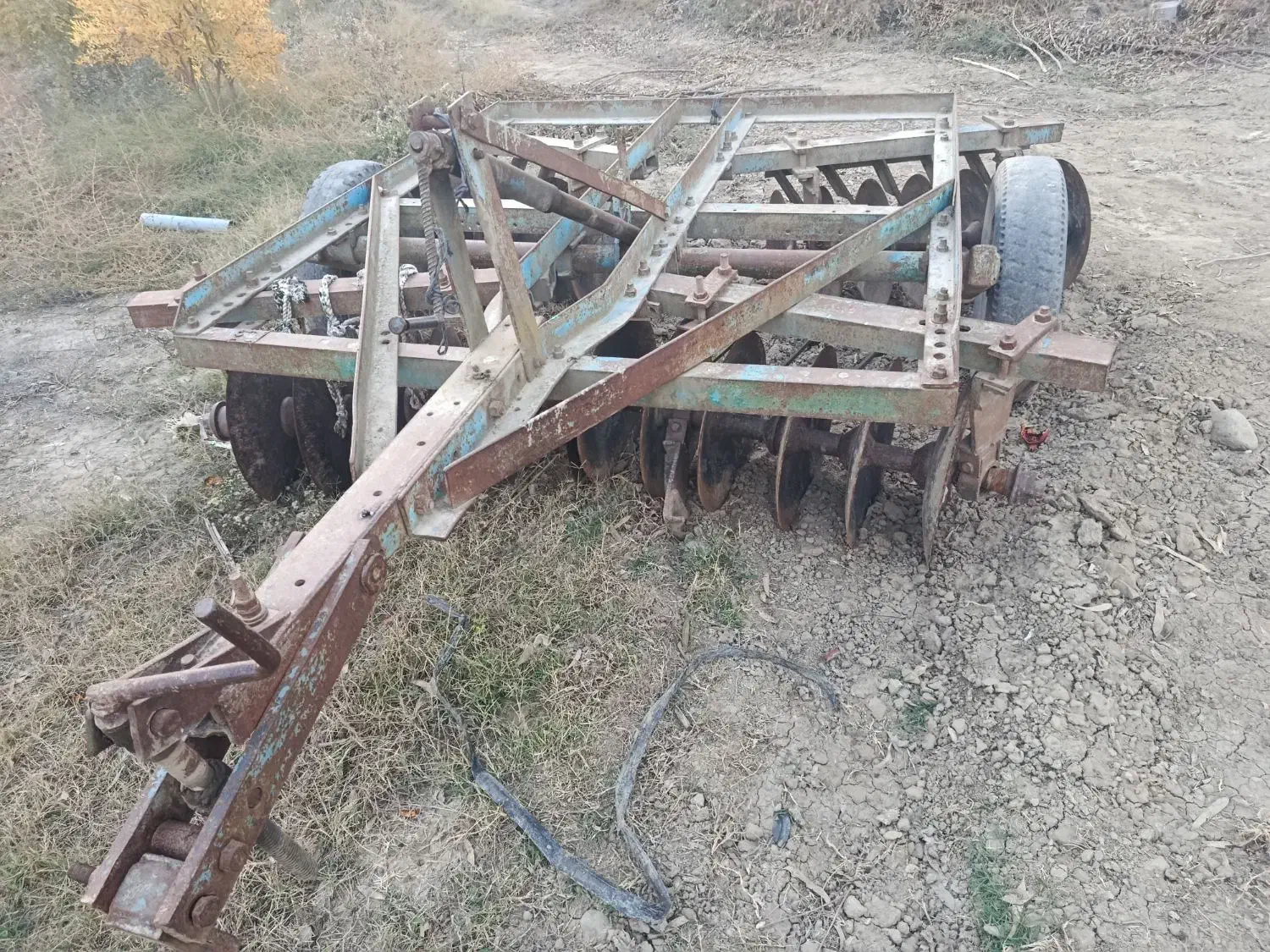 دیکس28پره|ماشین‌آلات صنعتی|گنبد کاووس, |دیوار