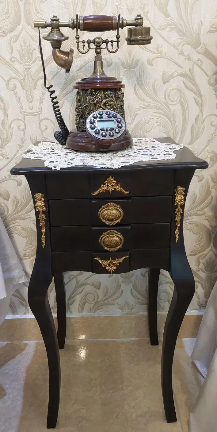 تلفن سلطنتی با میز تلفنی|تلفن رومیزی|اردبیل, |دیوار