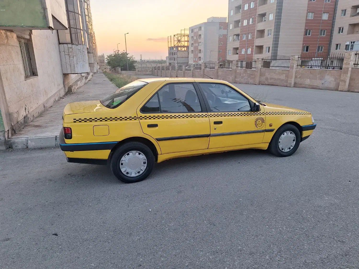 ۴۰۵ معاوضه|خودرو سواری و وانت|هشتگرد, شهرک المهدی|دیوار