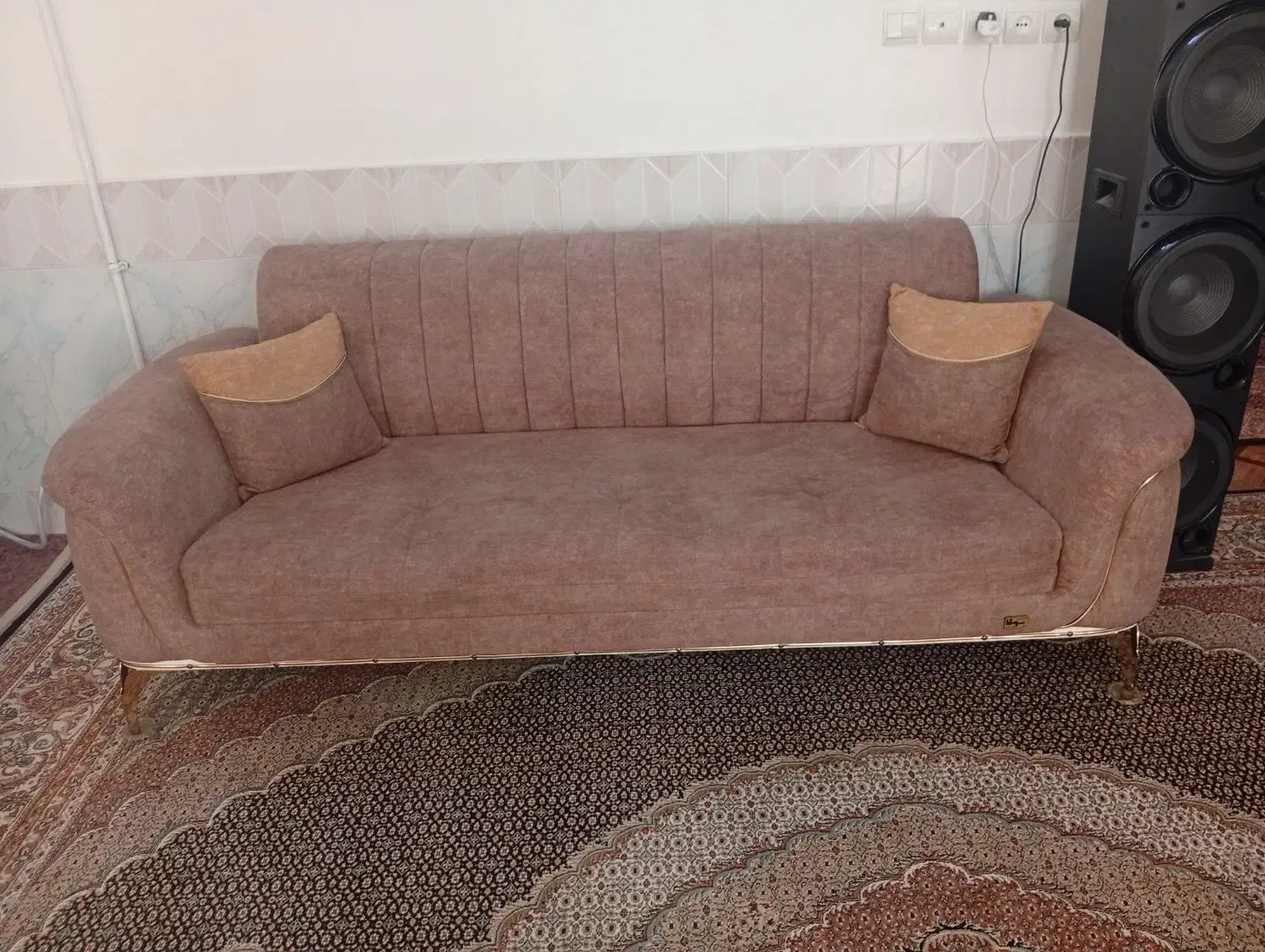 مبل راحتی ۸ نفره|مبلمان خانگی و میز عسلی|بیرجند, |دیوار