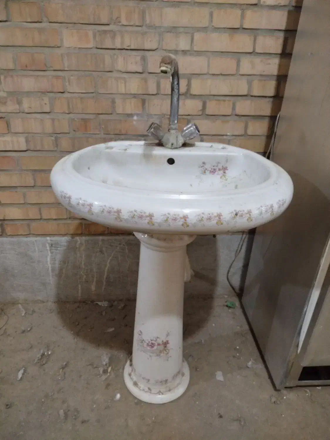 روشویی|لوازم سرویس بهداشتی|رباط‌کریم, رباط‌کریم|دیوار