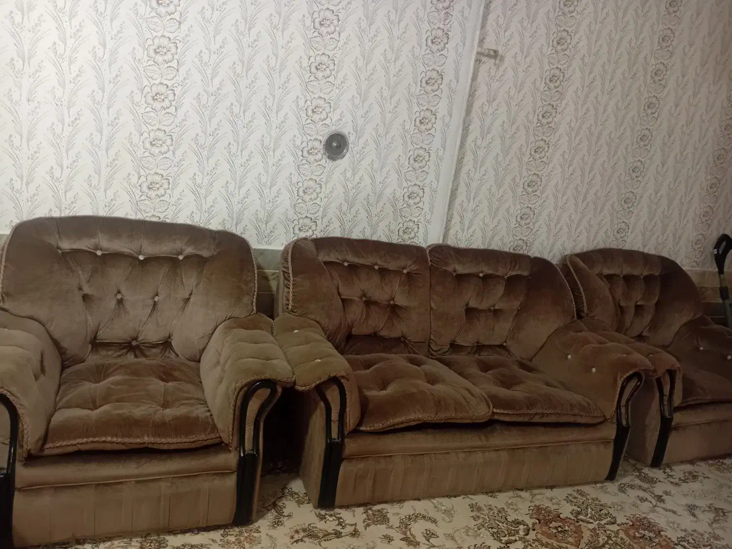 مبلمان هفت نفره|مبلمان خانگی و میز عسلی|گالیکش, |دیوار