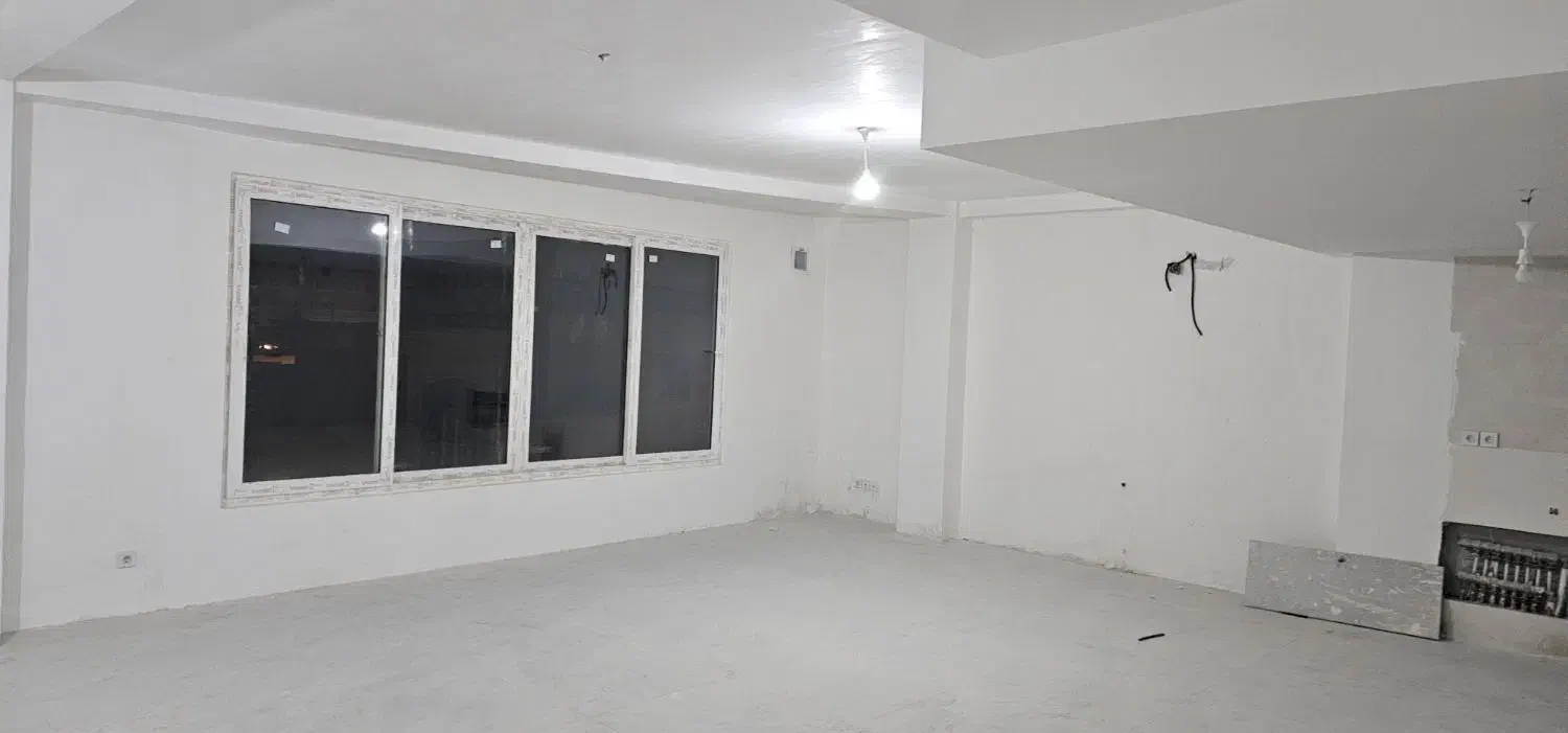 خیابان لاله/ 175 متر/ طبقه دوم /۳ خوابه /۱۴۰۴|فروش آپارتمان|شیراز, لاله|دیوار