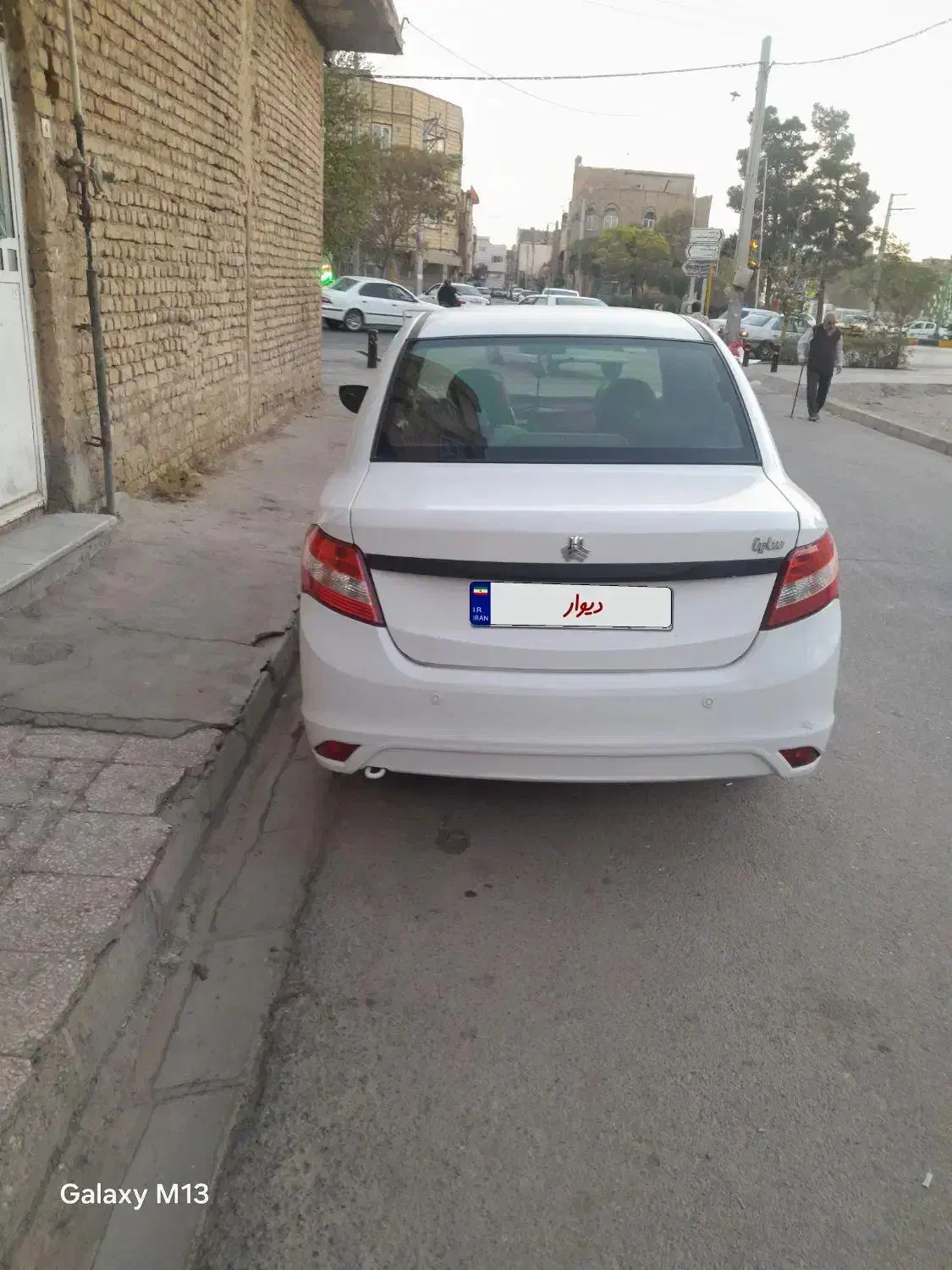 ساینا ۴۰۱|خودرو سواری و وانت|قم, شهرک امام حسین|دیوار