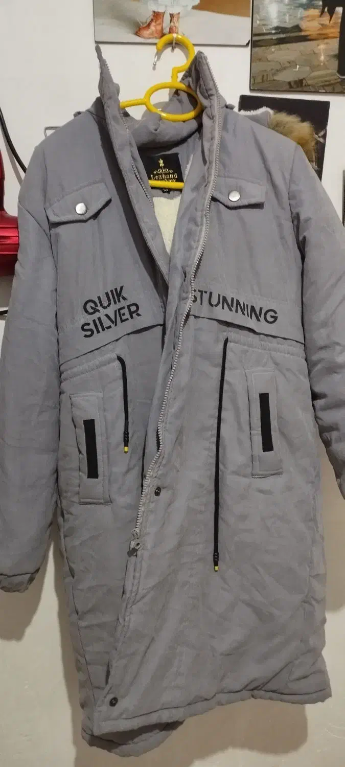 کاپشن|لباس|خرم‌آباد, |دیوار