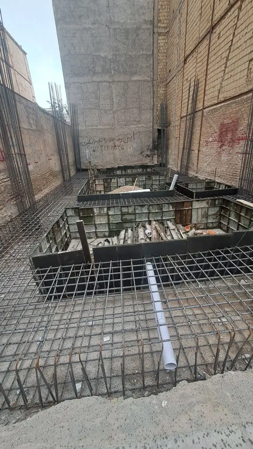 کارگر ارماتوربند ماهر نیازمندیم|استخدام معماری، عمران و ساختمانی|شهریار, شهرک امیریه|دیوار