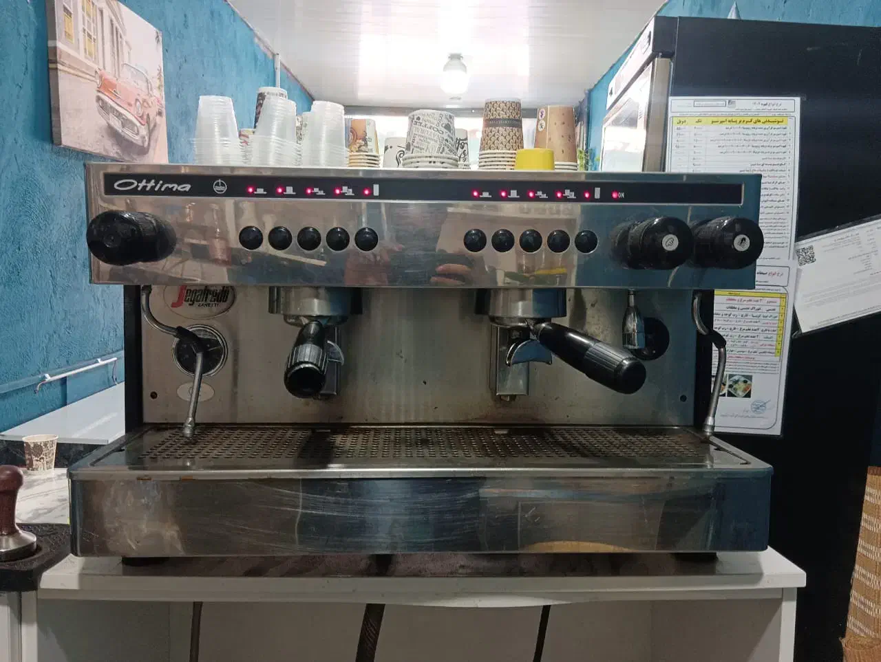 دستگاه قهوه ایتالیایی.|سماور، چایساز، قهوهساز|یاسوج, |دیوار