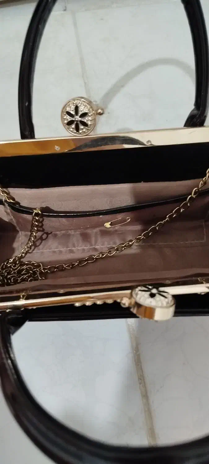 کیف و کفش|کیف، کفش، کمربند|بروجرد, |دیوار