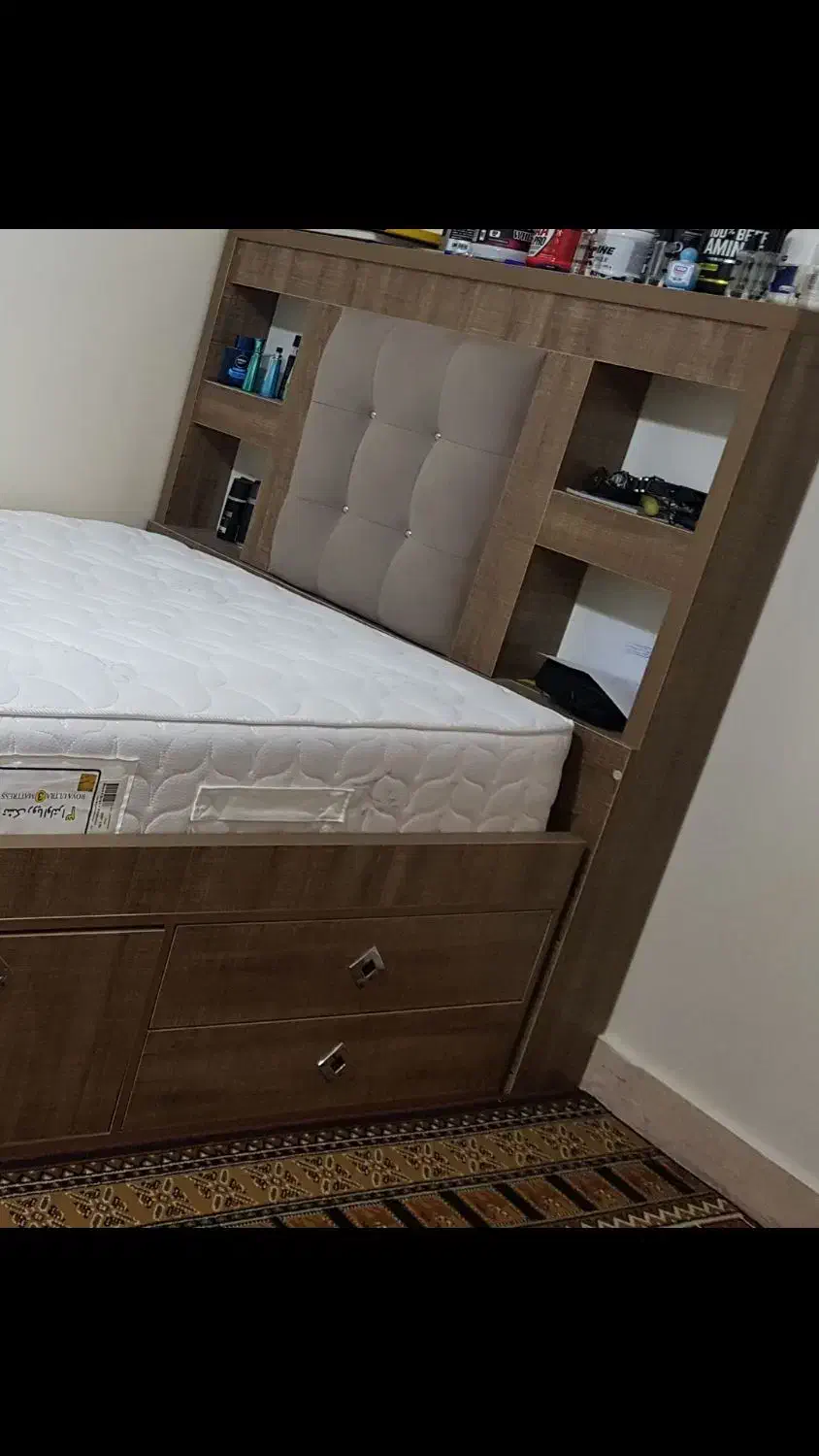 تخت خواب تک نفره و تشک|تخت و سرویس خواب|ری, جوانمرد قصاب|دیوار