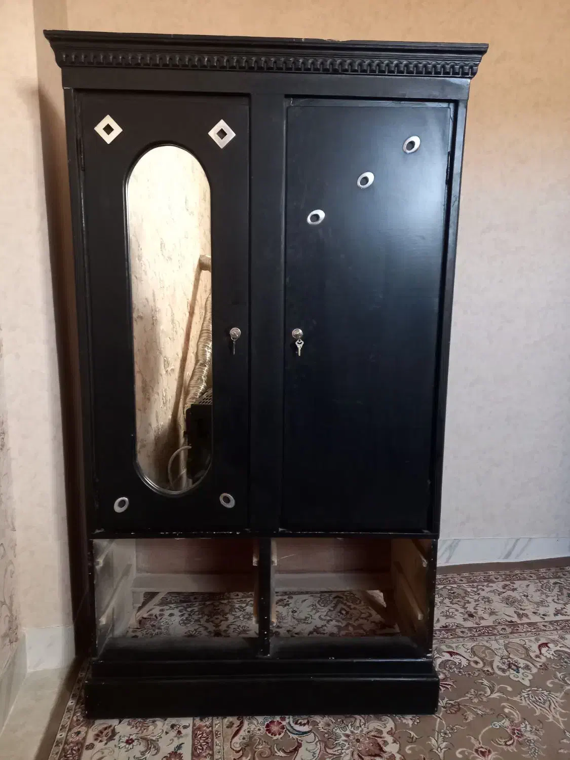 کمد|جاکفشی، کمد، دراور|اسفراین, |دیوار