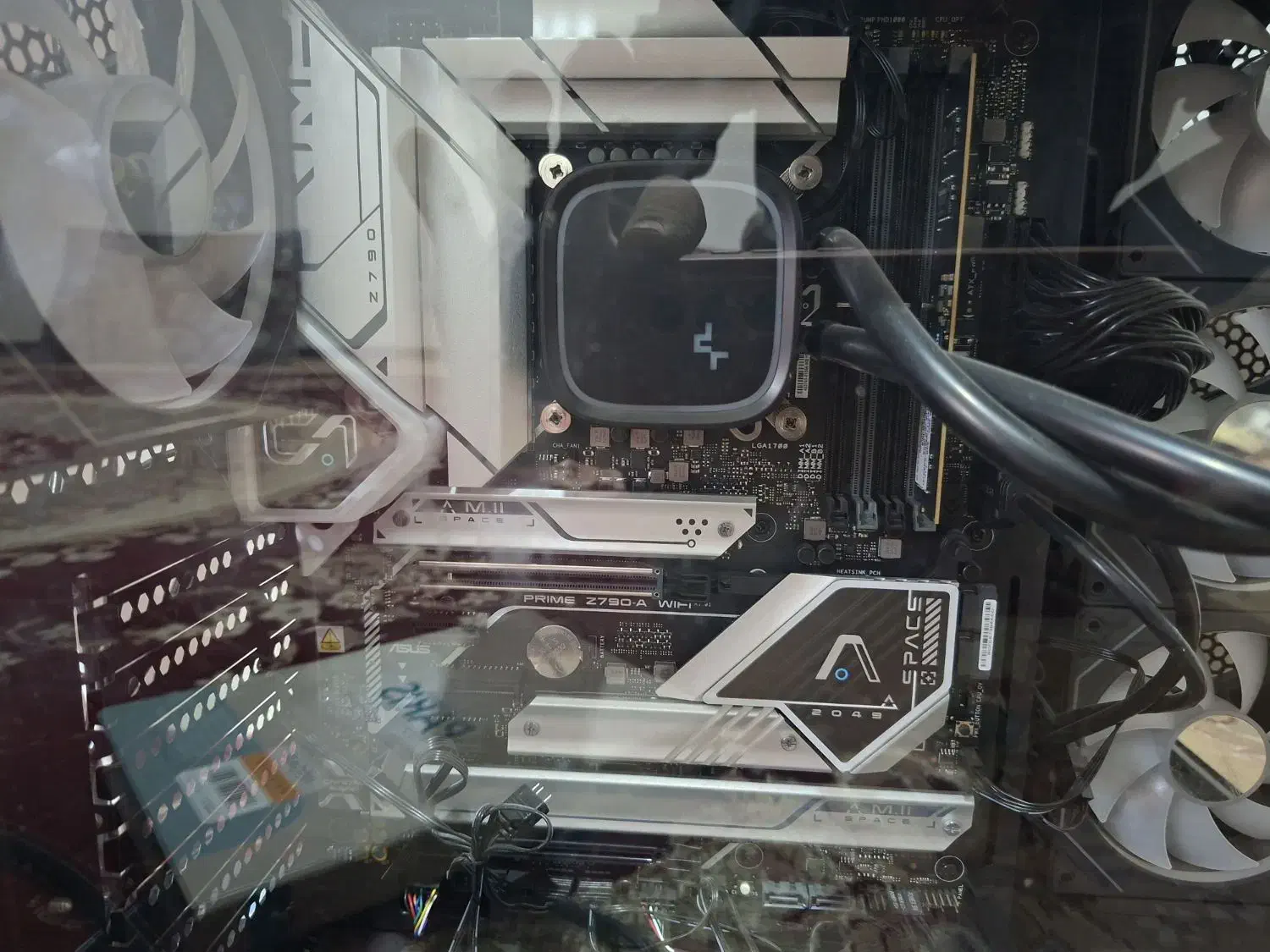 سیستم گیمینگ خشک ،غول بدون گرافیک|رایانه رومیزی|بروجن, |دیوار