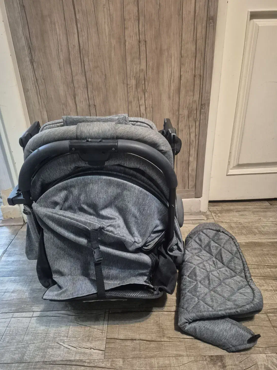 کالسکه|کالسکه و لوازم جانبی|مشهد, دانشجو|دیوار