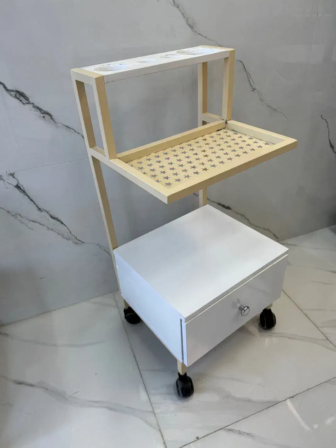 ترولی|آرایشگاه و سالنهای زیبایی|اصفهان, گلستان|دیوار