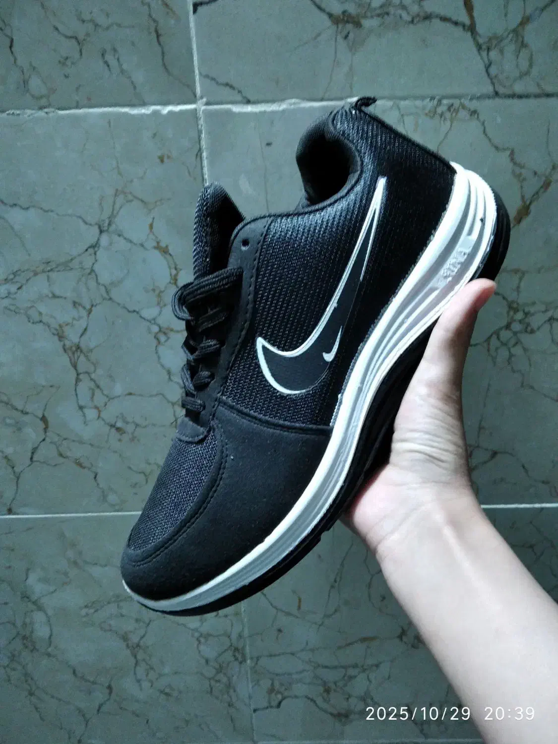 کفش عمده|کیف، کفش، کمربند|نجف‌آباد, کشاورز|دیوار