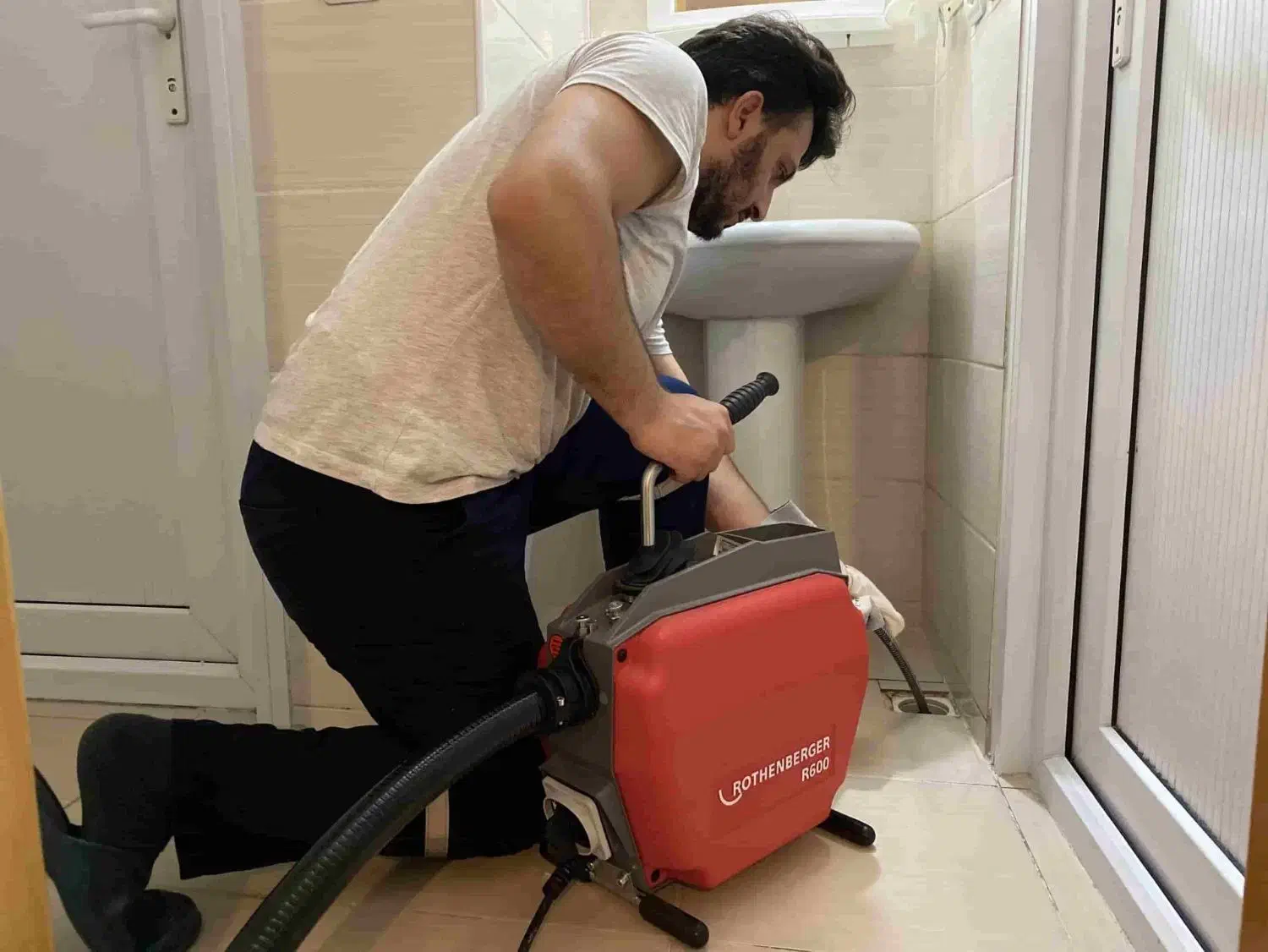 لوله بازکن ی(ارزان شبانه روزی) حاج حسین مونصف|خدمات پیشه و مهارت|تبریز, |دیوار