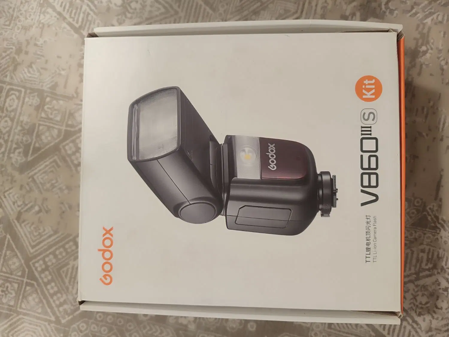 فلاش godox v860lll s|دوربین عکاسی و فیلمبرداری|همدان, |دیوار