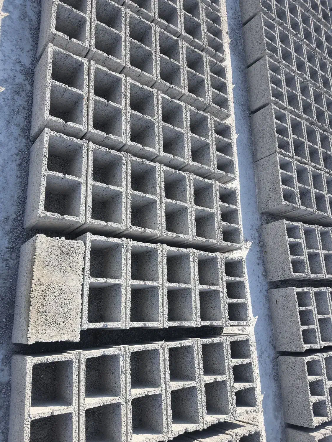 تولیدبلوک دیواری سیمانی ته بسته ۲۰×۴۰|مصالح و تجهیزات ساختمان|اصفهان, نصرآباد|دیوار