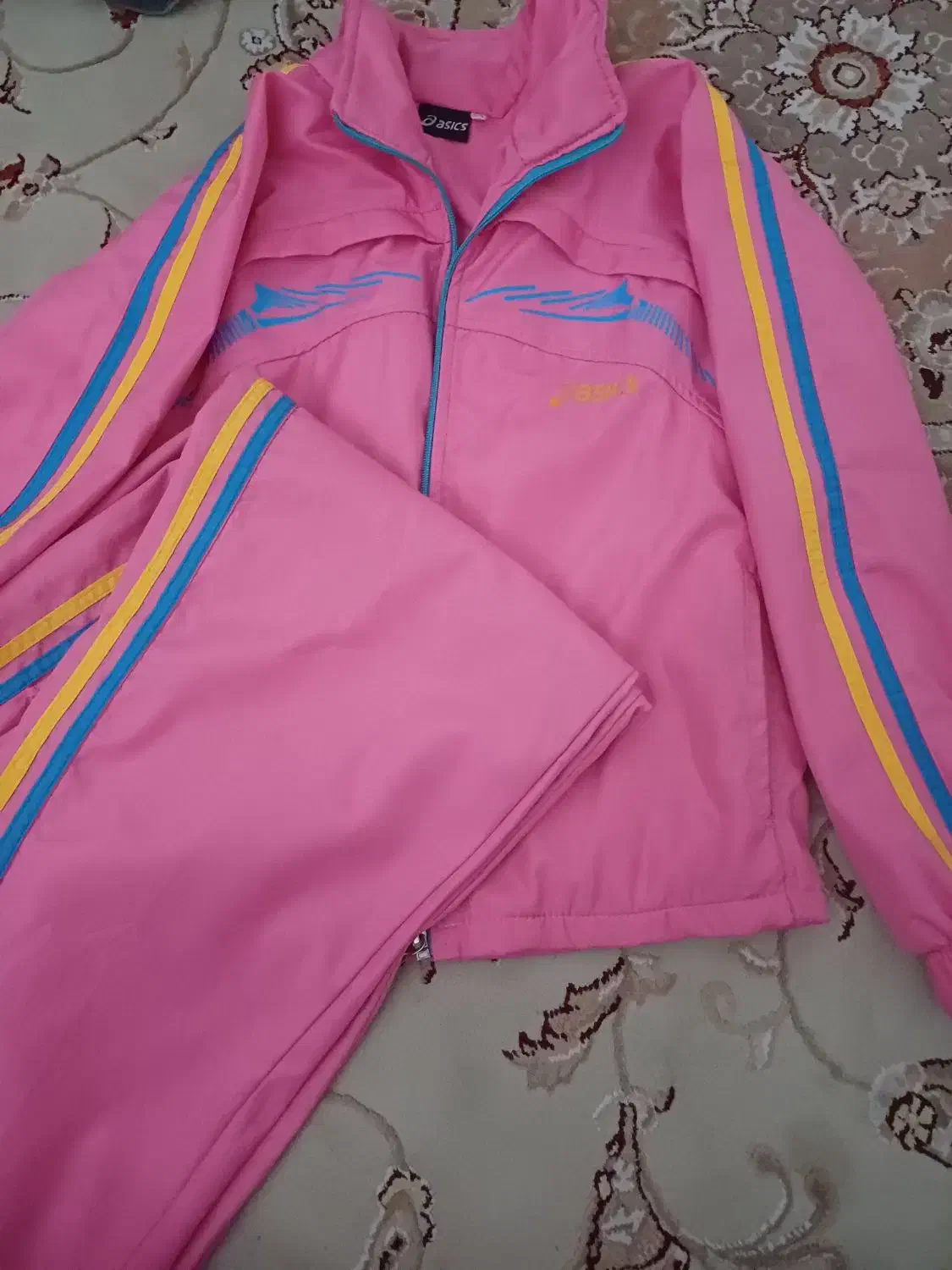 ست ورزشی دخترانه کاملا نو|لباس|ارومیه, |دیوار